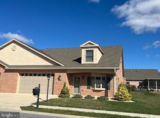 19418 Pearl Dr, Hagerstown, MD 21742
