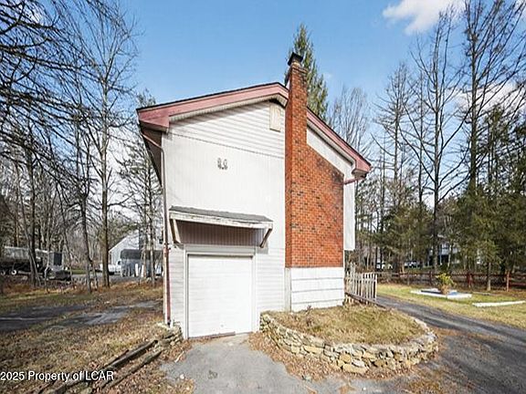 2nd image of 276 Ash Dr