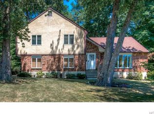 102 Lewis Dr, Nyack, NY