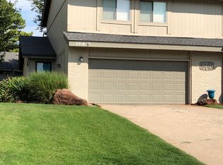 9904 Hefner Village Blvd, Oklahoma City, OK 73162