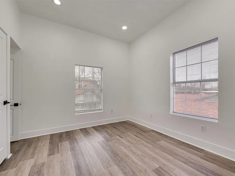 506 N Lancaster Ave #506 — Photo 16