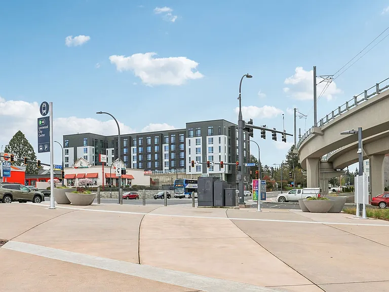 Koz on Alderwood Mall Blvd — Photo 11