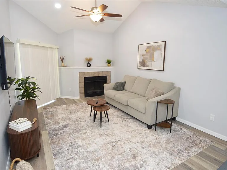 8754 Mallard Reserve Dr #202 — Photo 17