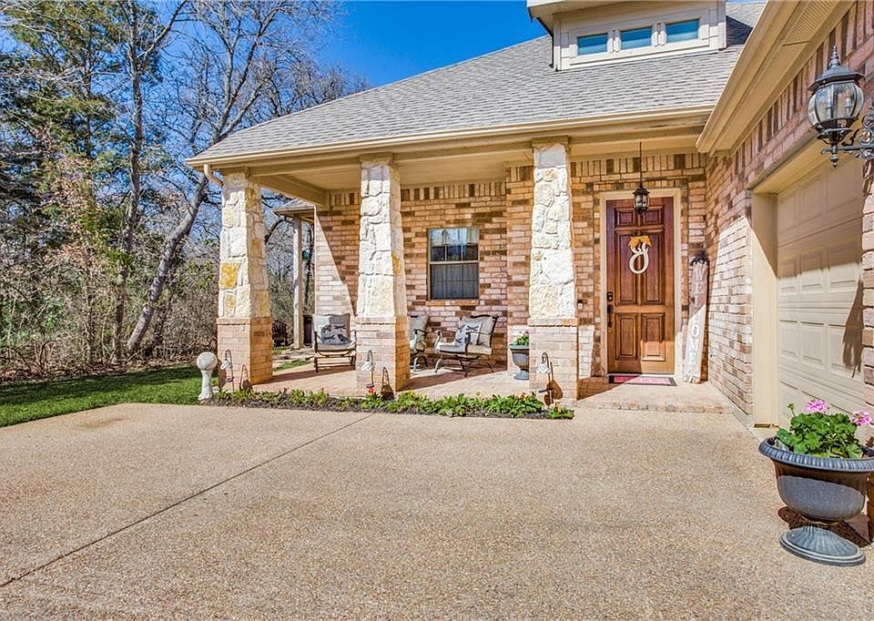 1st image of 3413 Cantebury Dr