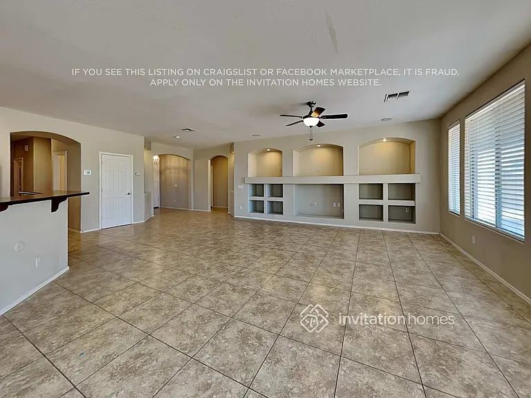 2614 W Apollo Rd — Photo 3