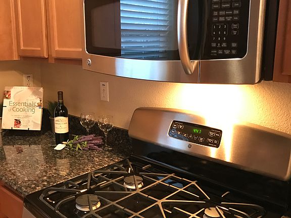 5th image of 160 Talmont Cir #160