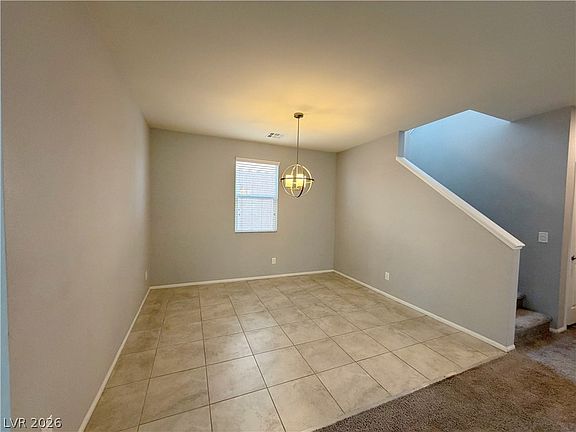 5th image of 9386 Barcolobo Ave