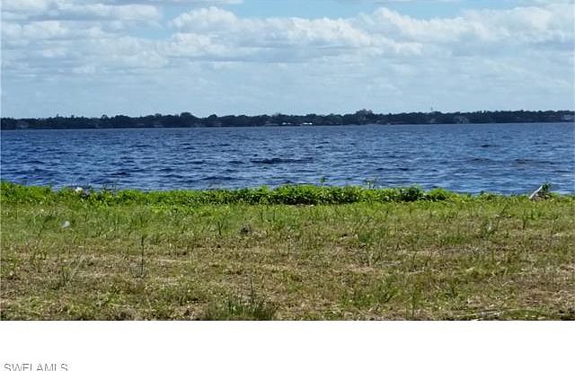 1st image of 1815 Coral Cir