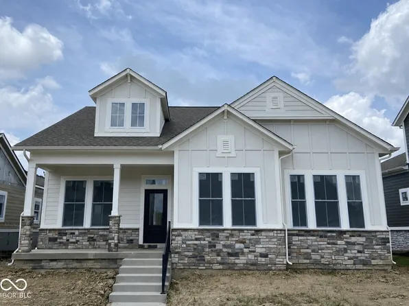 6076 Salisbury St, Zionsville, IN 46077
