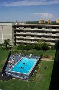 Creekside Apartments- Student Housing — Photo 1