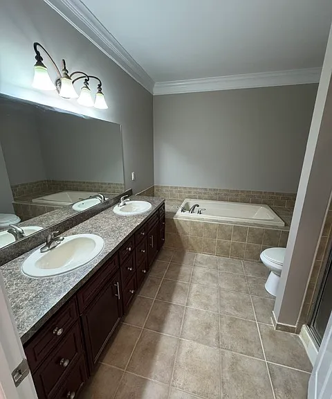 8508 Heywood Cir — Photo 19