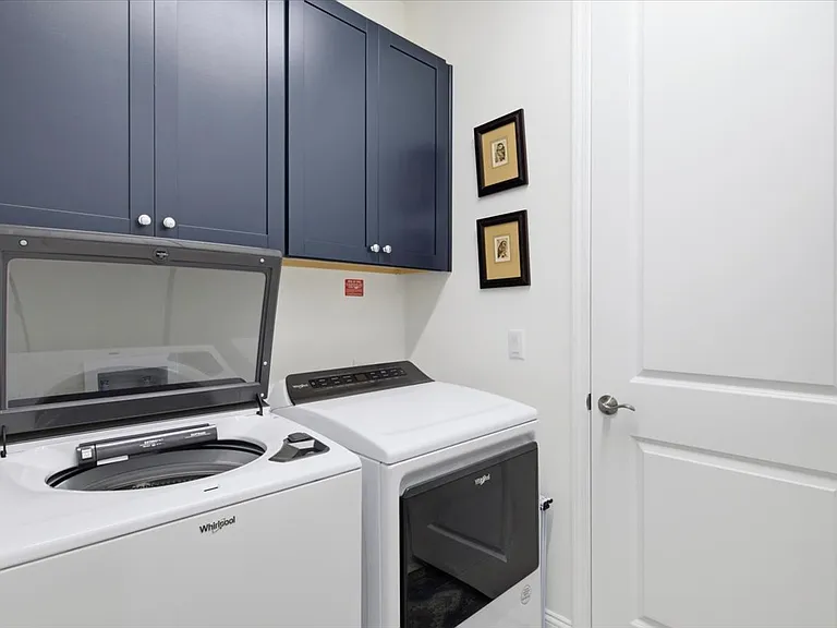 511 Landshark Blvd — Photo 12