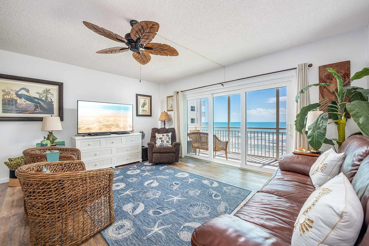 2 bed, 2.0 bath, 1044 sqft, $4,897 — Photo 1