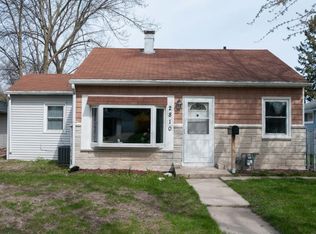 2810 S 50th St, Milwaukee, WI 53219