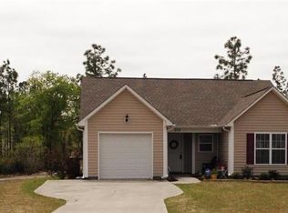 212 Brians Woods Rd, Maple Hill, NC 28454