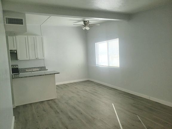 3rd image of 1332 E Peoria Ave