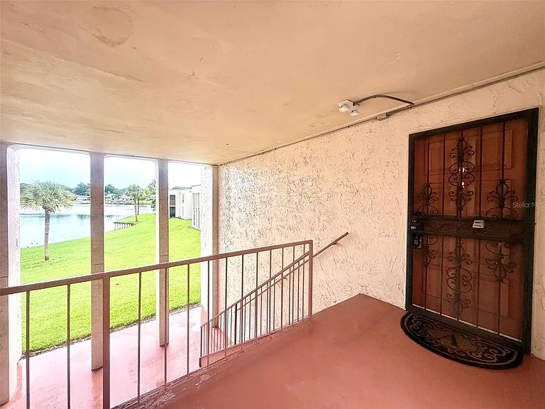 534 Orange Dr #27 — Photo 4