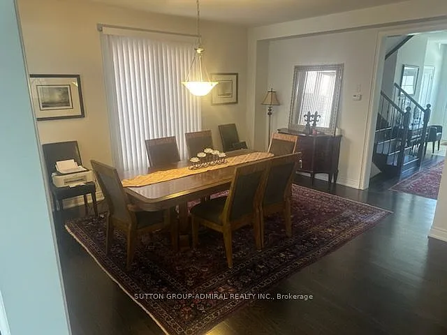 124 Fingland Cres — Photo 5