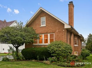 231 N Berteau Ave, Elmhurst, IL 60126