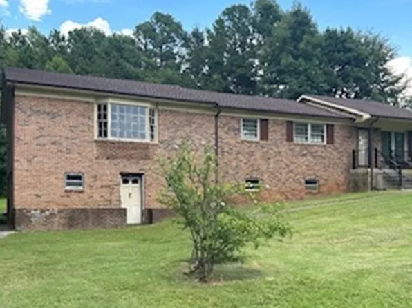 2812 Old Nottoway Rd, Crewe, VA 23930