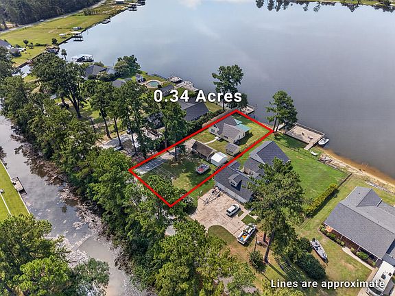 2nd image of 454 Island Dr