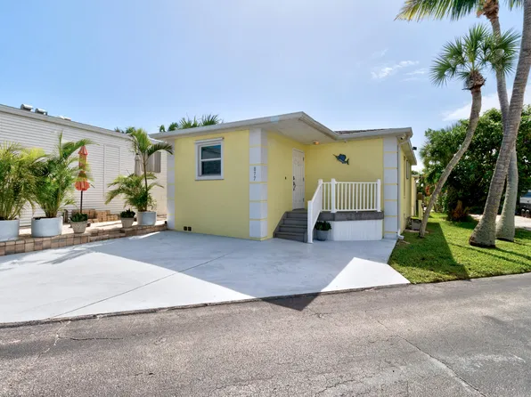 877 Osprey Lane, Hutchinson Island, FL 34949