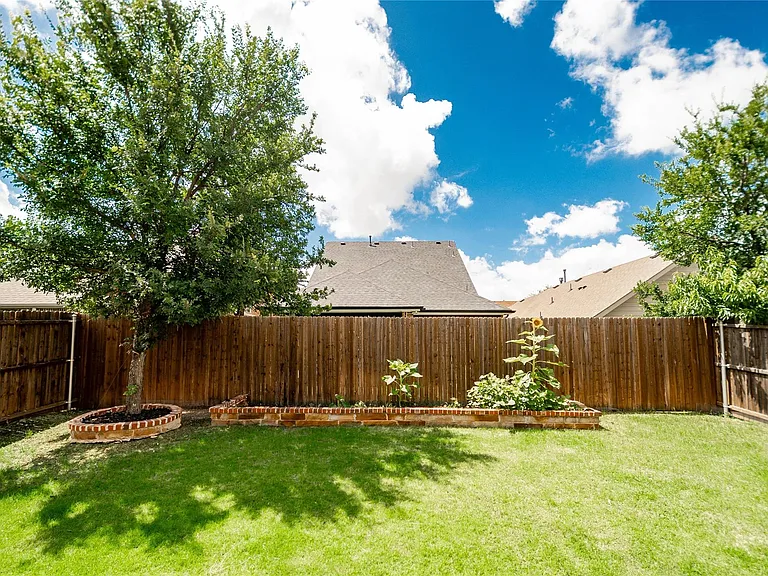 10109 Puma Pl — Photo 30
