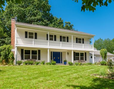 2222 Aberdeen Dr, Kalamazoo, MI, 49008