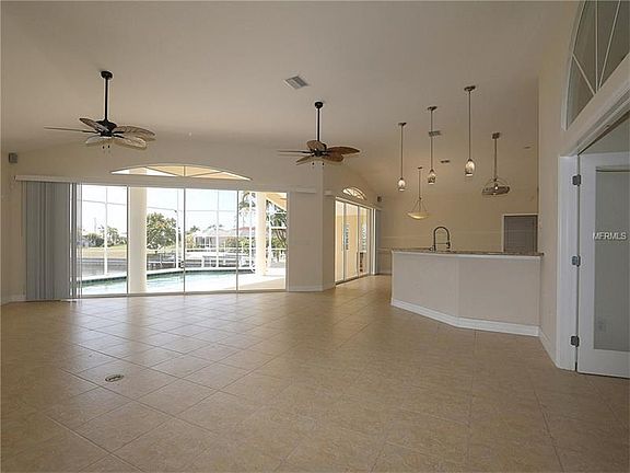 5th image of 1301 Mineo Dr