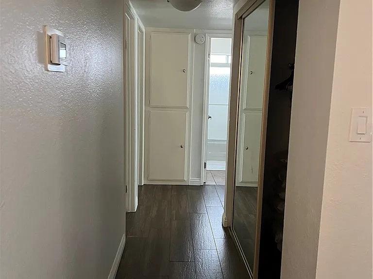 3956 Clear View Dr — Photo 36