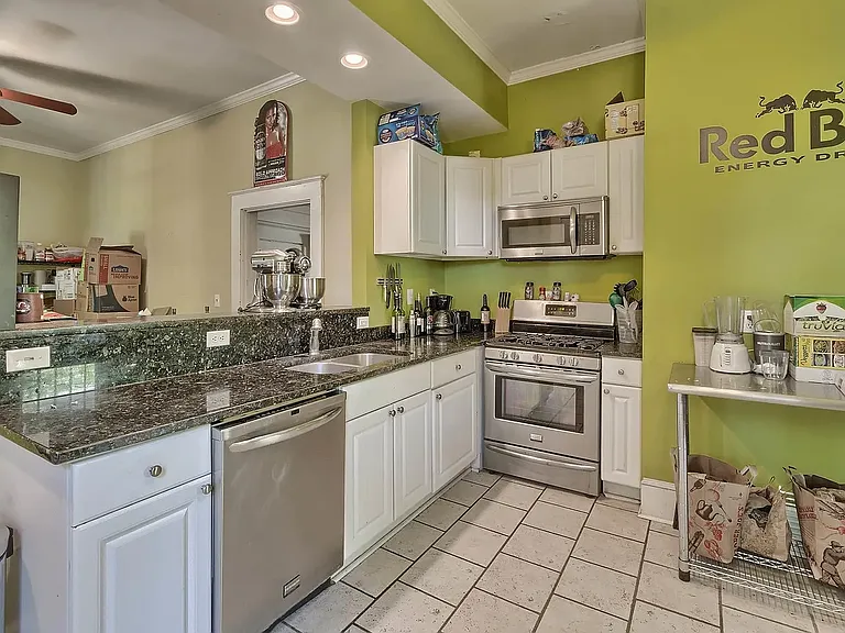 1008 Laurens St — Photo 2