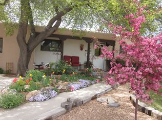 1016 Flora Dr, Santa Fe, NM 87505