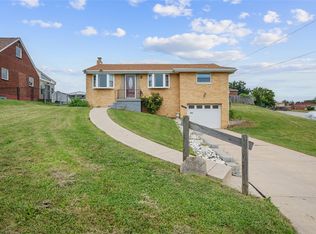 502 Lucy Dr, Pittsburgh, PA 15236