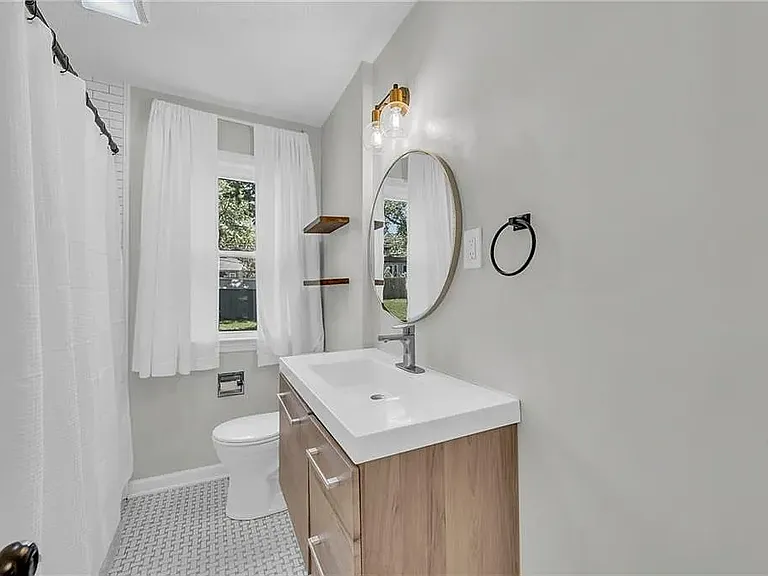 7029 Beverly St — Photo 9