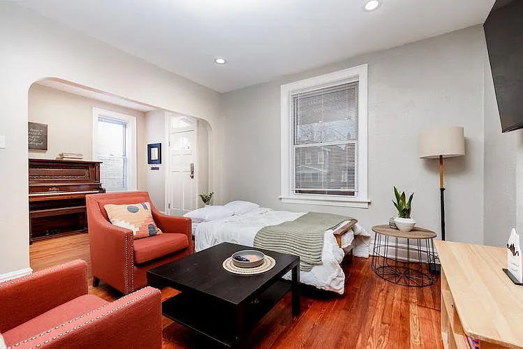 3960 Tholozan Ave — Photo 12