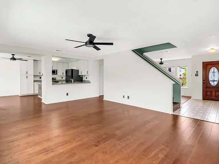 5923 Walnut Mill Dr — Photo 9