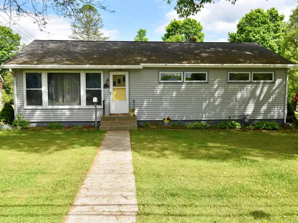 123 Robie St, Bath, NY 14810