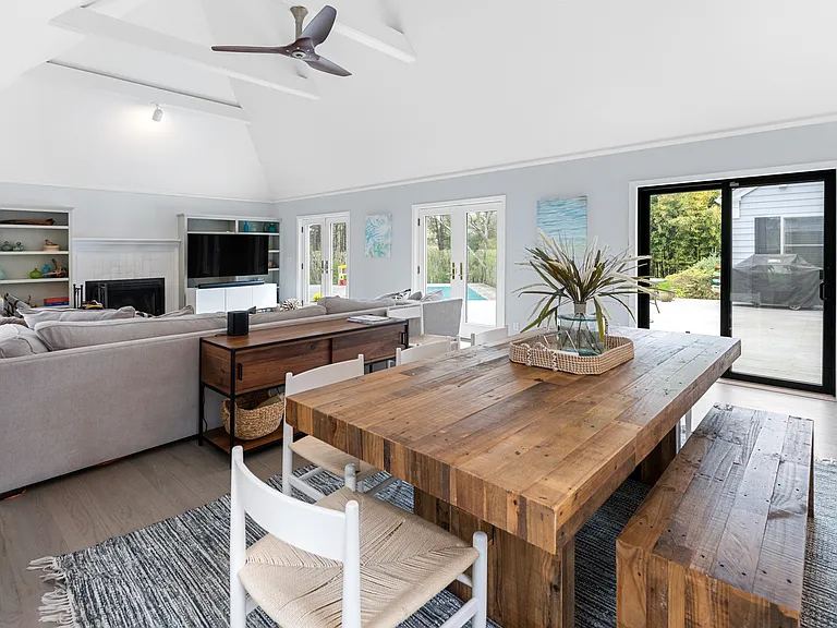 121 Highland Rd — Photo 10
