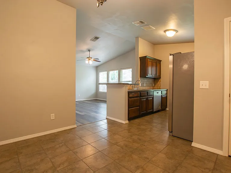 15316 Nightshade Dr — Photo 6