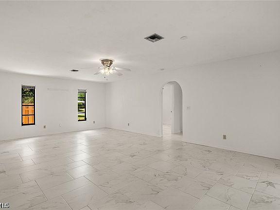 5th image of 1011 El Mar Ave