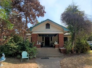 601 Prairie Ave, Cleburne, TX 76033