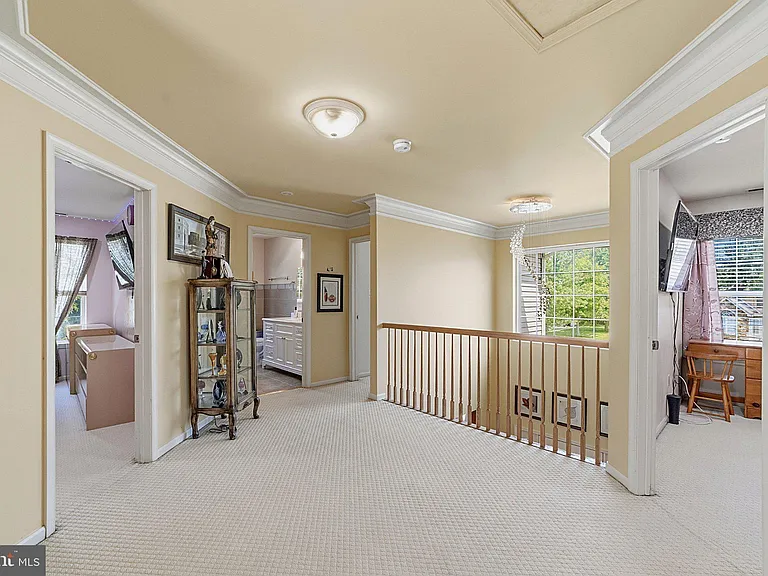 537 Riggs Ave — Photo 17
