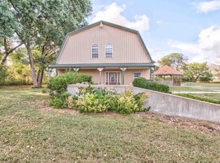 1410 E 12th St, Newton, KS 67114