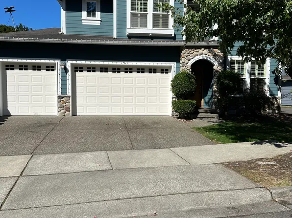 18418 NE 95th Ct, Redmond, WA 98052