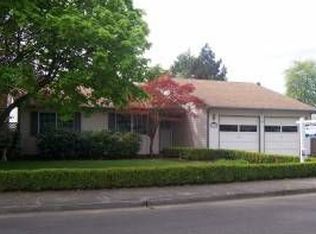 18210 NW Fieldstone Dr, Beaverton, OR 97006