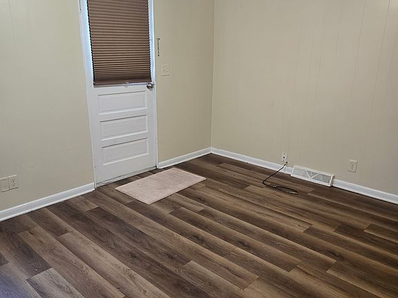 3rd image of 346 South St