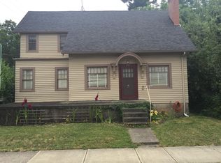 240 13th St NE FLOOR 1, Salem, OR 97301