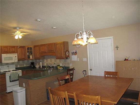 5th image of 105 Holdinghausen Dr