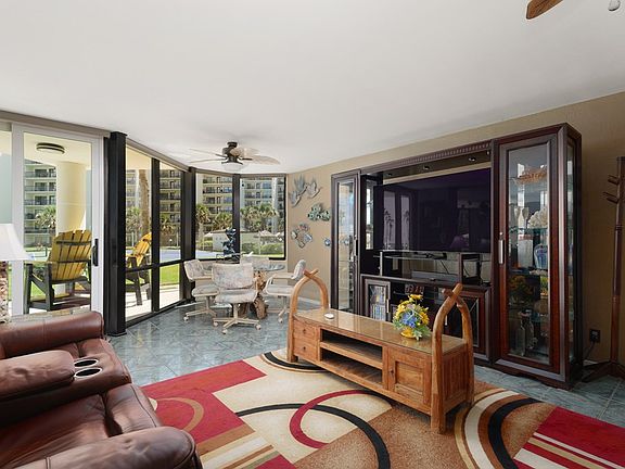 3rd image of 408 Padre Blvd #9018/9019