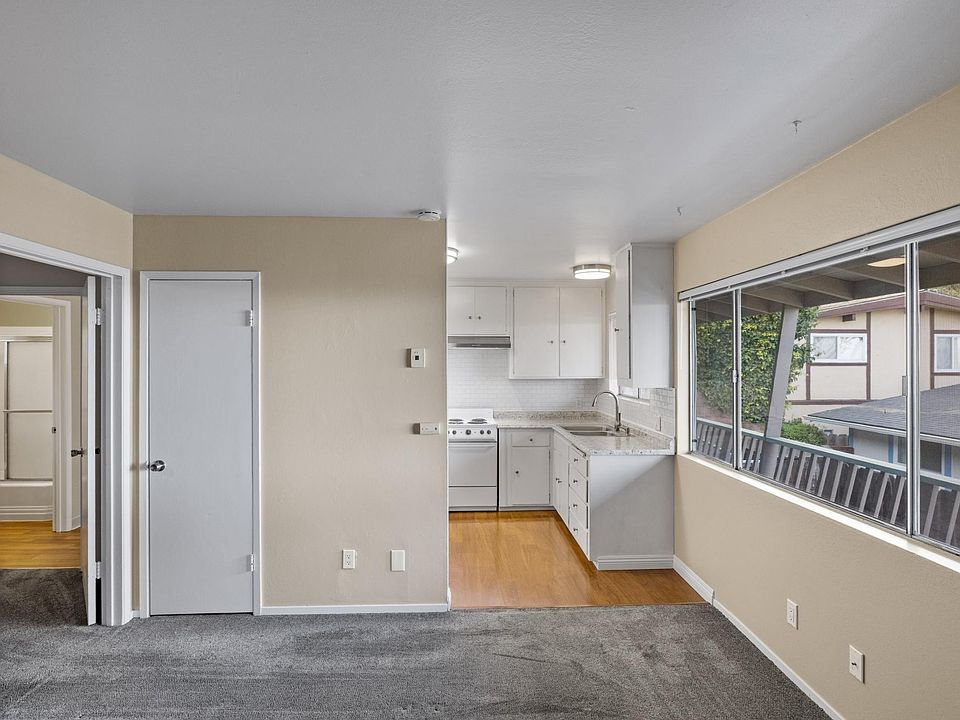 845 Lyndon St 3, Monterey, CA 93940 Zillow